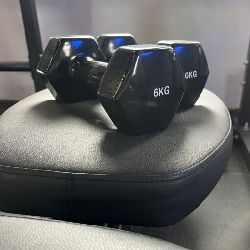 Black neoprenen dumbbells (sold in pairs) 6kg