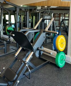 Bolt Strength Linear Leg Press