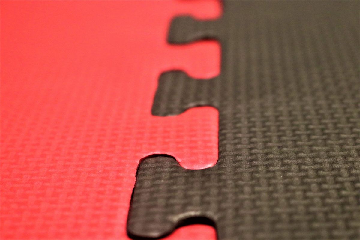 40mm Jigsaw Mat Red/ Black - Image 4