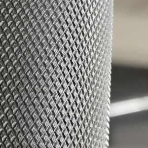 Competition-7ft-Olympic-Barbell-20KG-–-1500lb-Chrome-8-Needle-Bearing-2